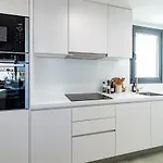 Inf3.2l- Modern Families Only *