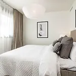 Inf3.2l- Modern Families Only * Estepona