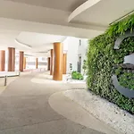 Inf3.2l- Modern Families Only * Estepona