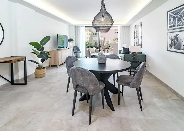 Inf3.2l- Modern Families Only Apartment