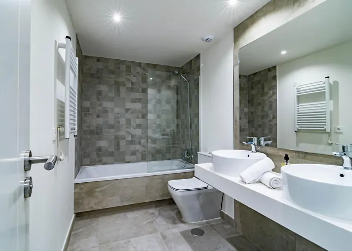 Inf3.2l- Modern Families Only *