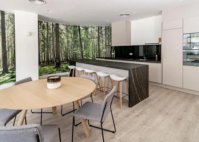 Inf3.2l- Modern Families Only Apartamento