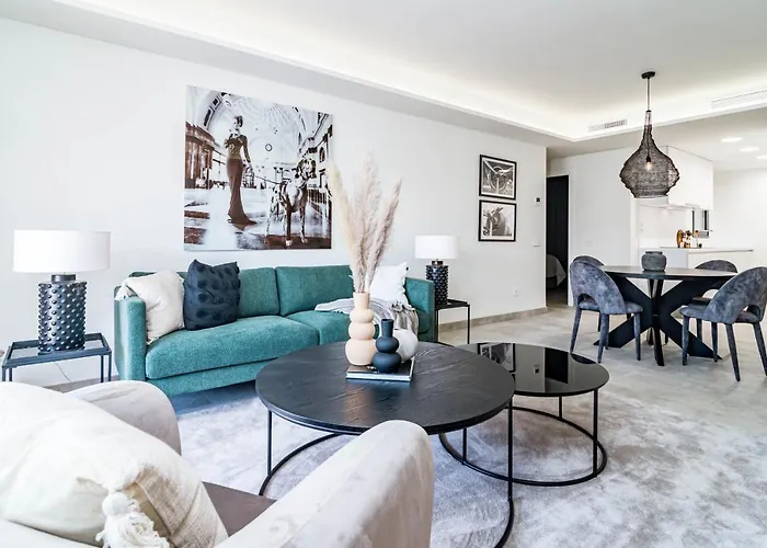 Inf3.2l- Modern Families Only Apartment Estepona