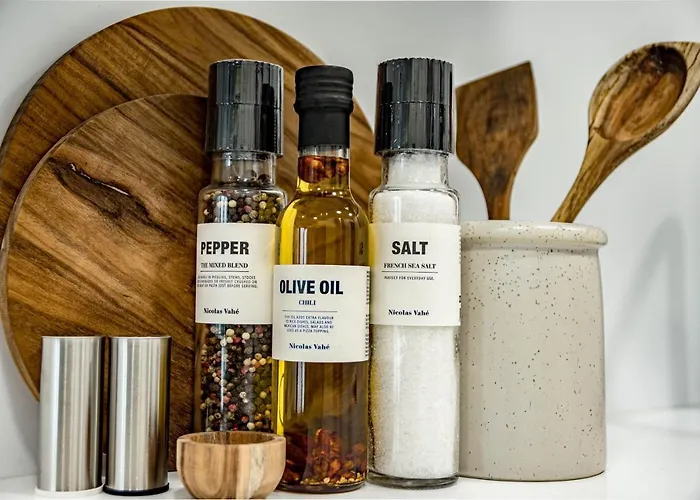 Inf3.2l- Modern Families Only * Estepona