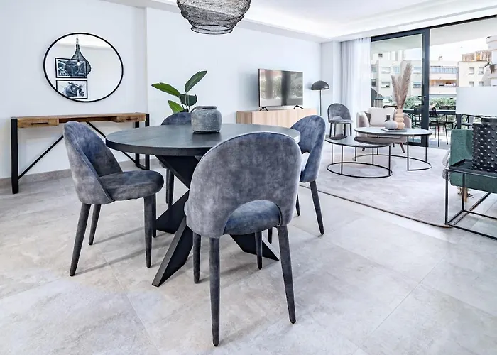 Inf3.2l- Modern Families Only Apartamento